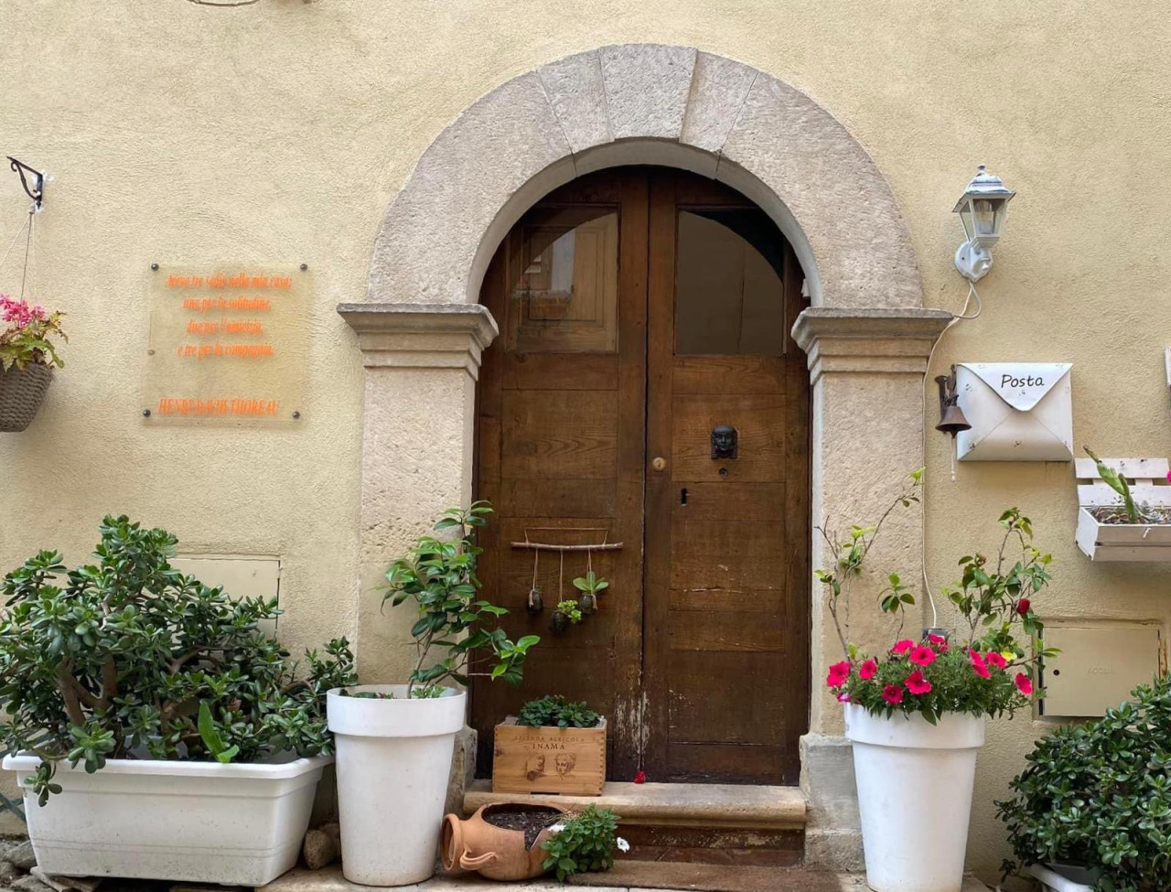 No.strano home restaurant